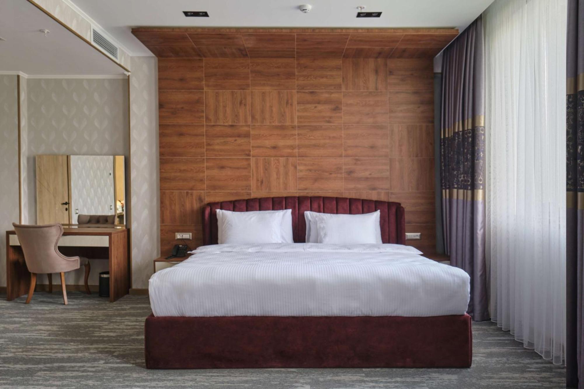 Panarams Tashkent Hotel, A Member Of Radisson Individuals Екстериор снимка